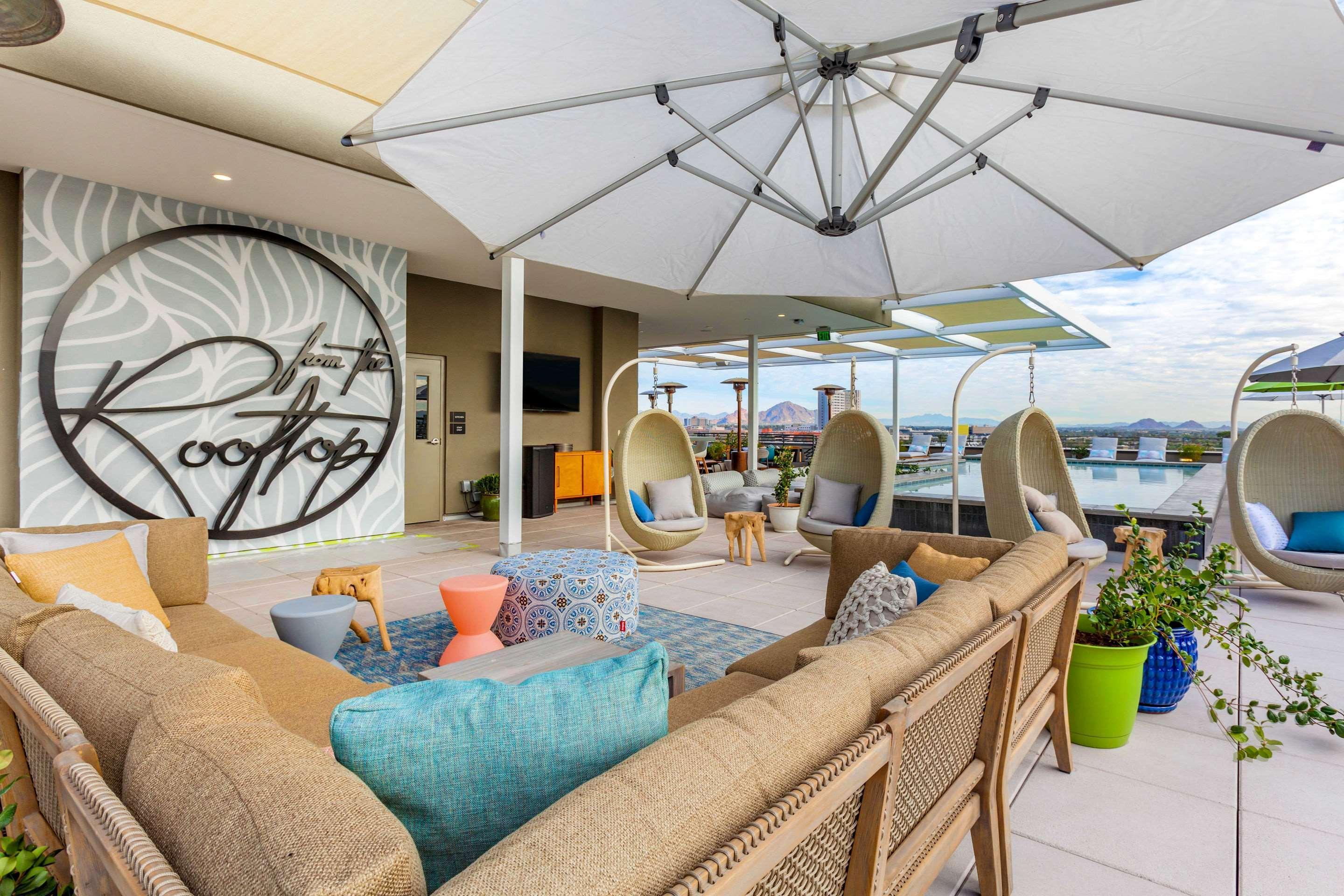 Hotel Cambria Downtown Convention & Airport 3*
