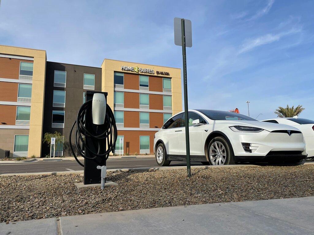 Home2 By Hilton Airport North, Az 3*