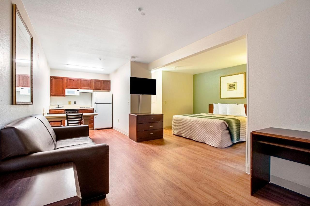 Motel Hometowne By Red Roof - Black Canyon Highway Phoenix