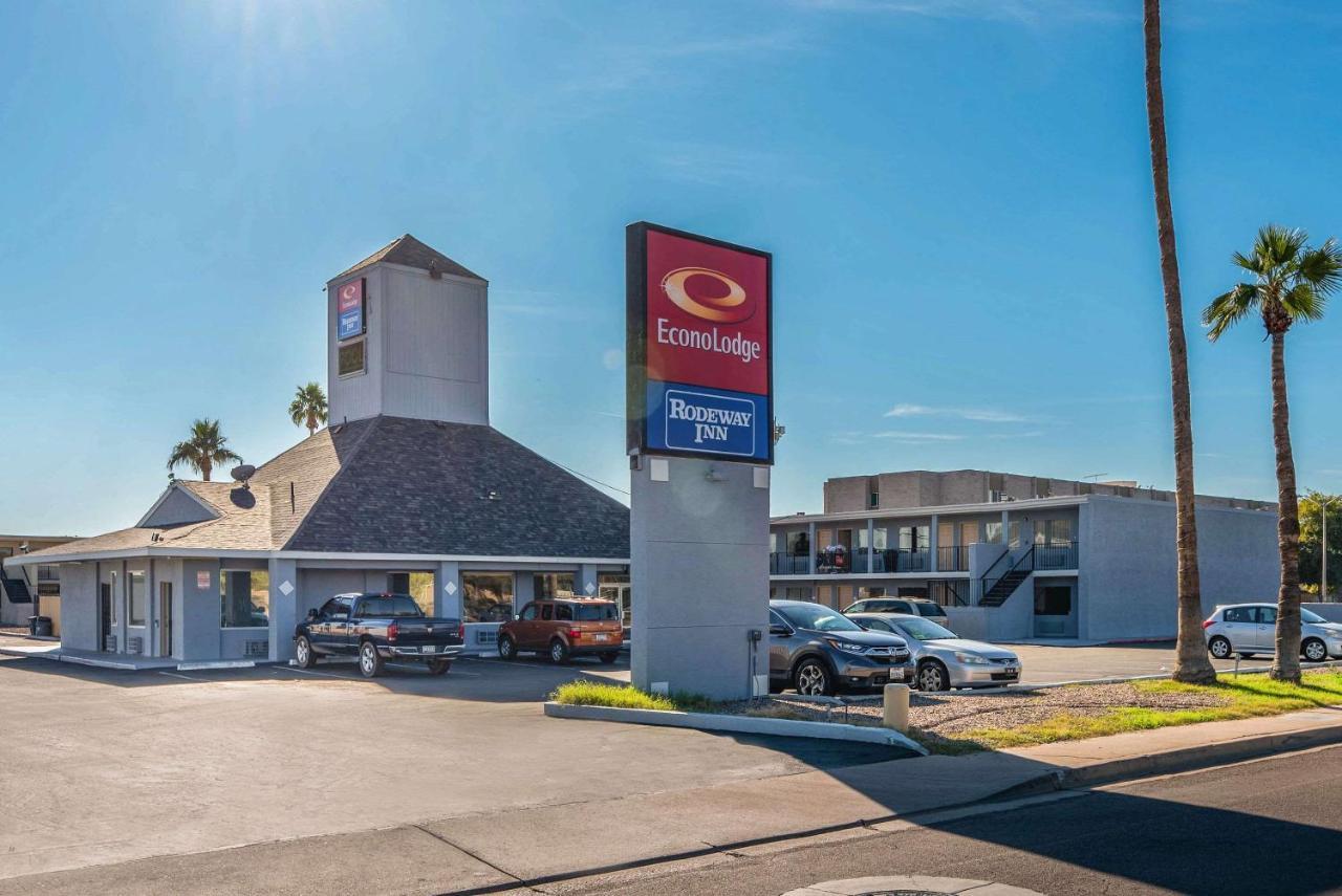 Rodeway North I-17 Hotel 2*