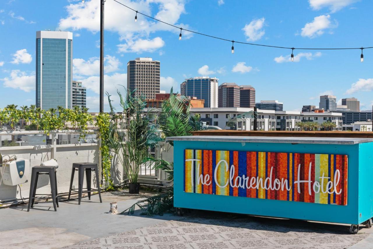 Clarendon 209