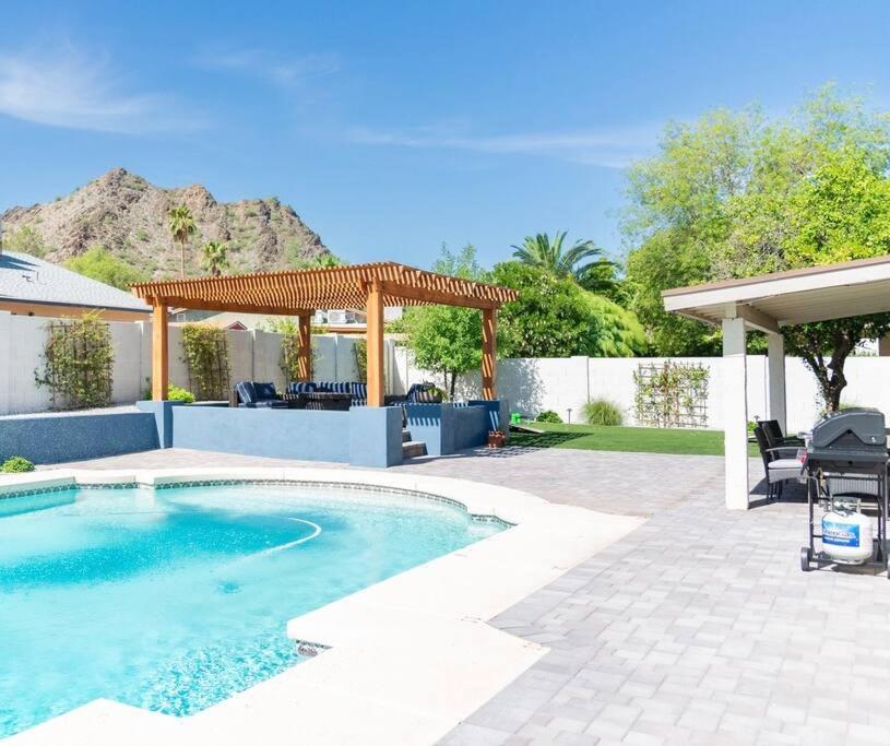 Sunnyside Of Life Retreat: Serene 5 Bedroom With Pool * Phoenix
