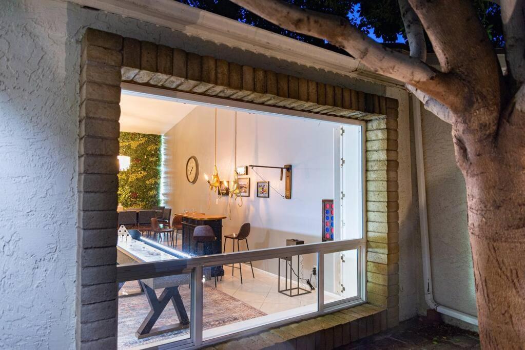 Casa de férias Sunnyside Of Life Retreat: Serene 5 Bedroom With Pool