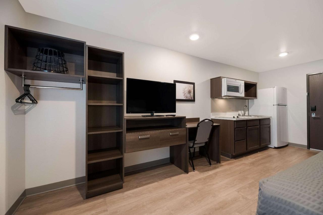 Hotel Woodspring Phoenix-deer Valley 2*