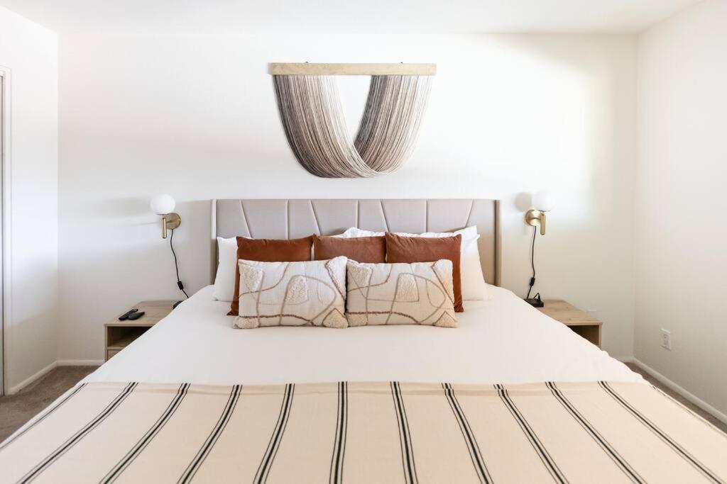 New! Scottsdale/phx Retreat, Heated Pool, Hot Tub Casa de férias