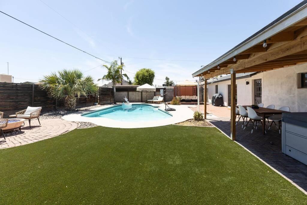 Casa de férias New! Scottsdale/phx Retreat, Heated Pool, Hot Tub