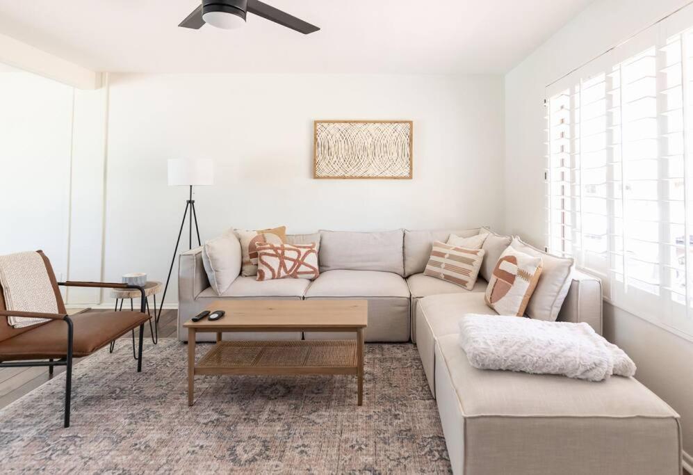 New! Scottsdale/phx Retreat, Heated Pool, Hot Tub