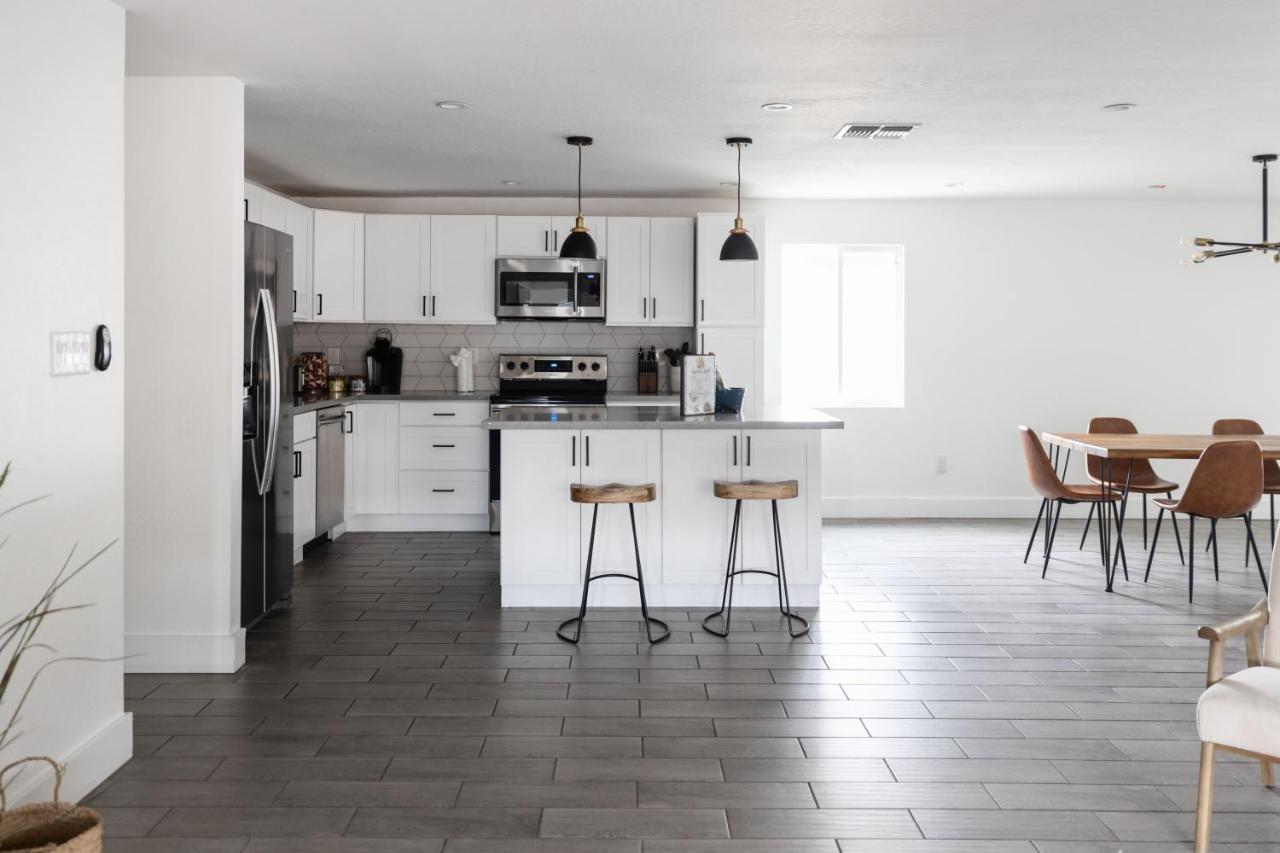 Paloma - Modern Scottsdale/phx Home, Private Pool, Firepit Holiday home Phoenix