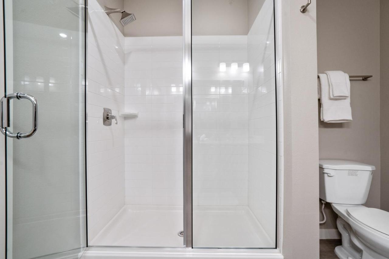 Gia Modern 2br With Swimming Pool Phoenix