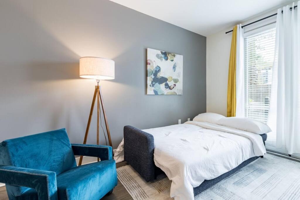 Luxurious Poolside Oasis Heart Of Midtown! Apartamento Phoenix