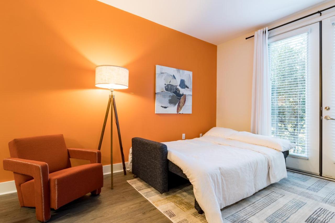 Apartamento Luxurious Poolside Oasis Heart Of Midtown! *