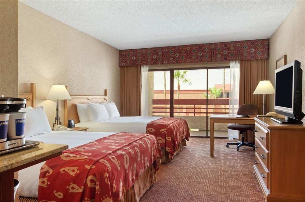 Hilton Airport