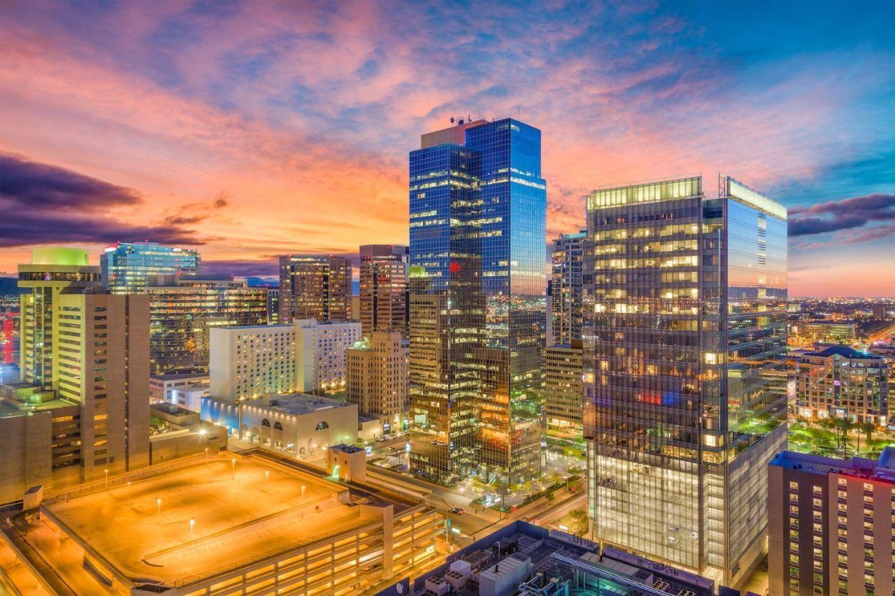 Highrise The Heart Of Downtown Phoenix