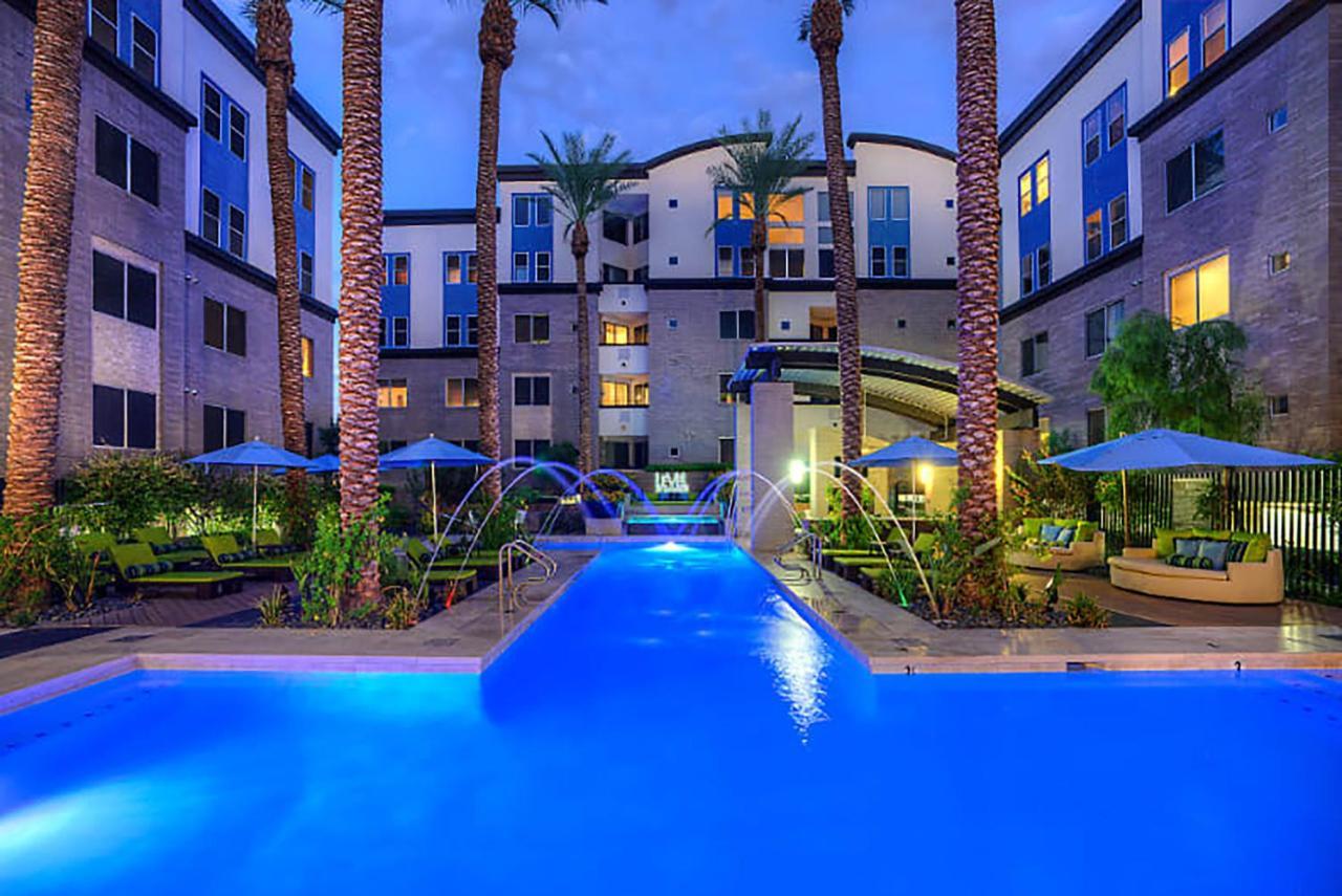 Apartment Loft With Views-king Beds-shop & Dine-1mi & Parking 4058 Phoenix