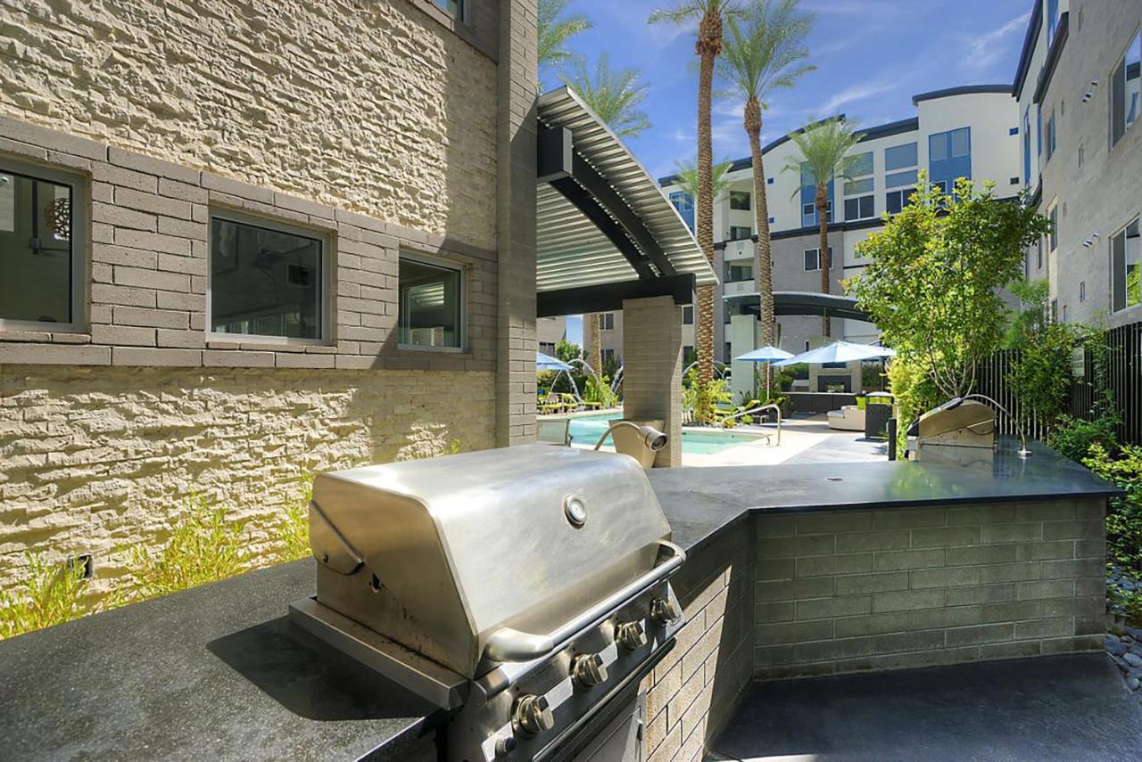 Loft With Views-king Beds-shop & Dine-1mi & Parking 4058 Apartment