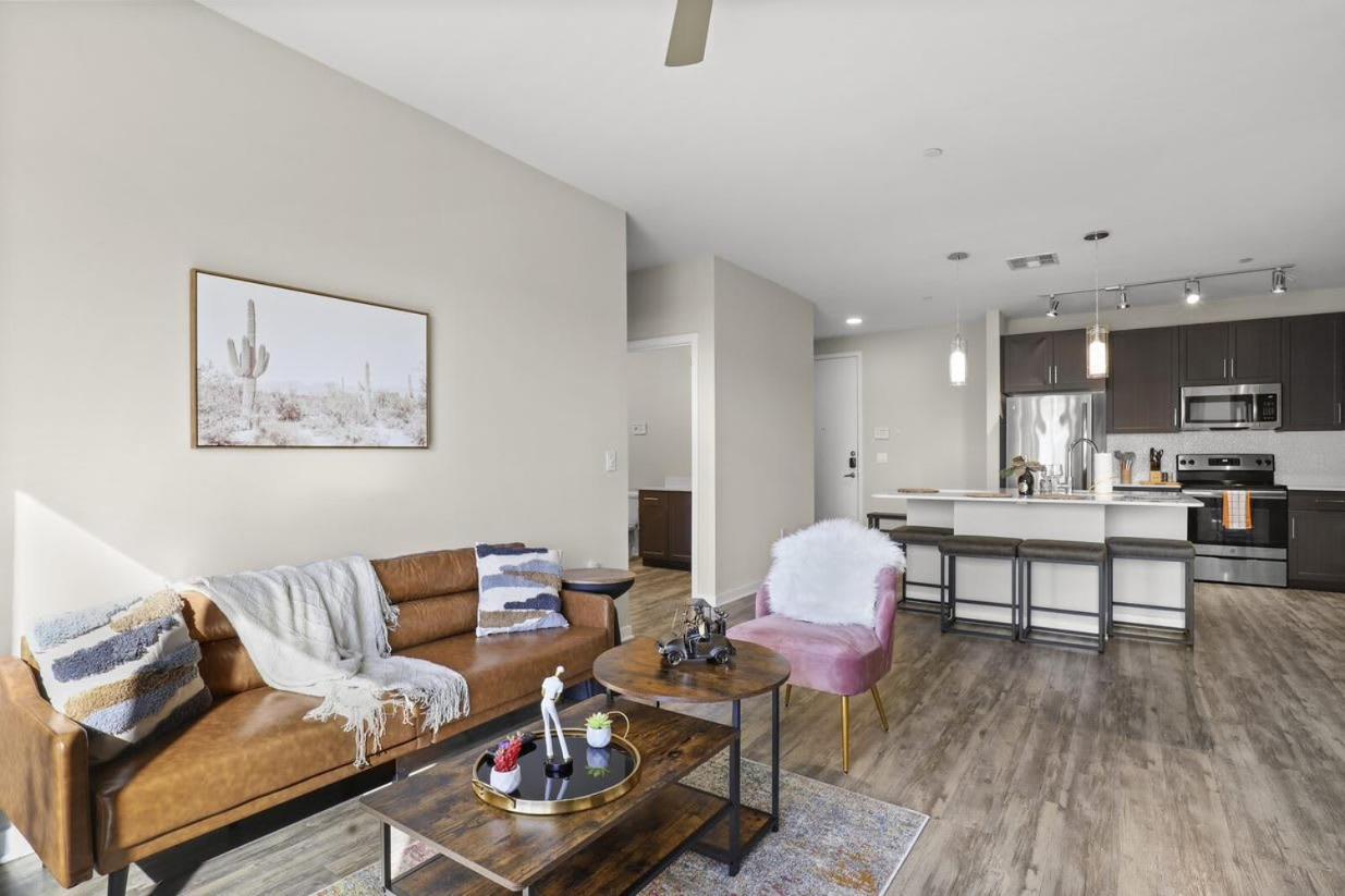 Paradise Cozysuites Under The Palms With Jacuzzi 18 Apartment Phoenix