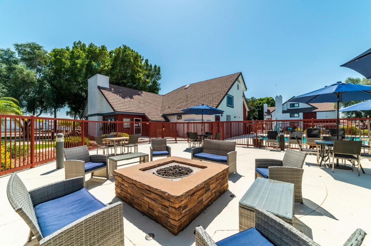 Apartamento Metro Phx Queen Sleeps 4 Heated Pool