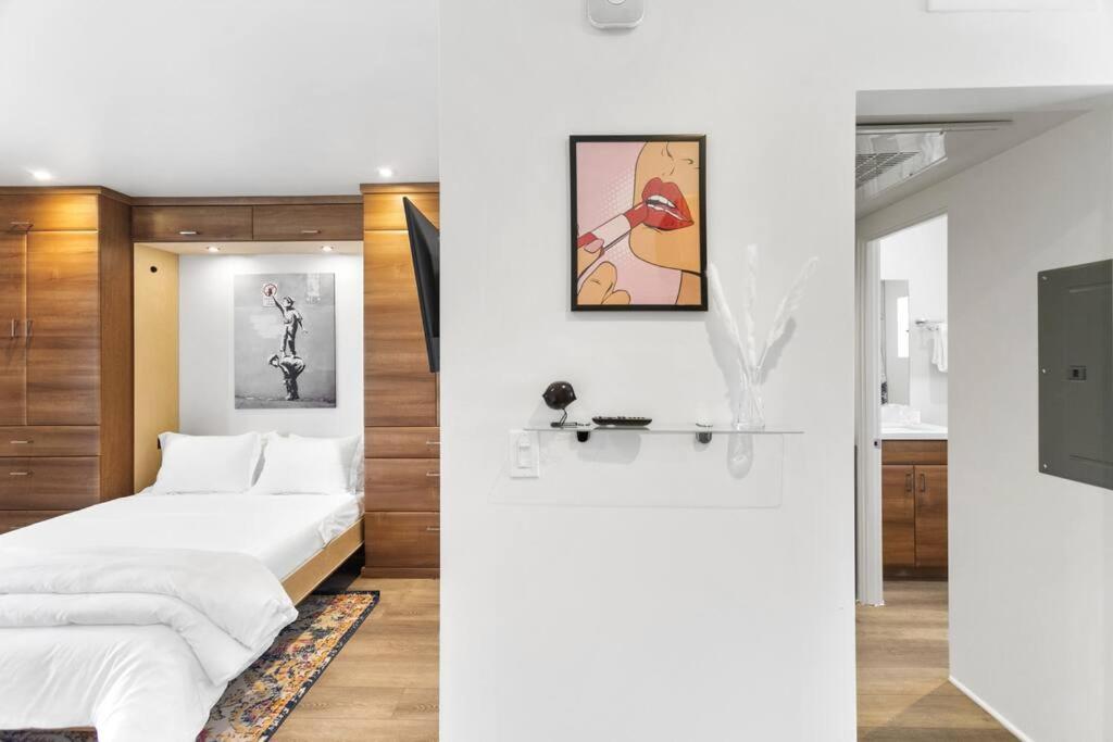 Apartment Efficient Design Concept - Walk Roosevelt Row. Phoenix