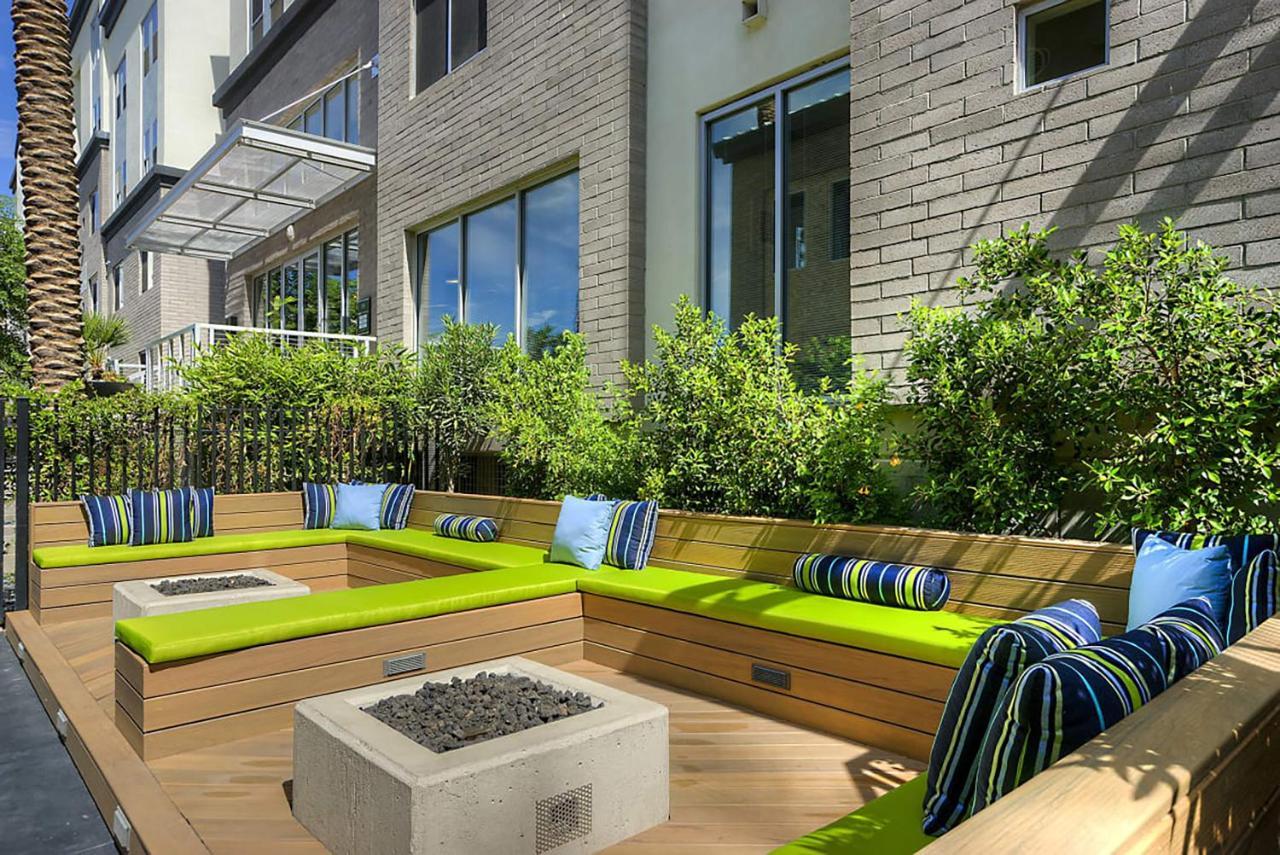 Loft With Views-king Beds-shop & Dine-1mi & Parking 4058 Apartment