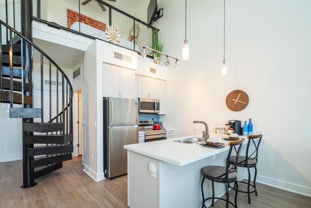 Loft With Views-king Beds-shop & Dine-1mi & Parking 4058 Apartment Phoenix