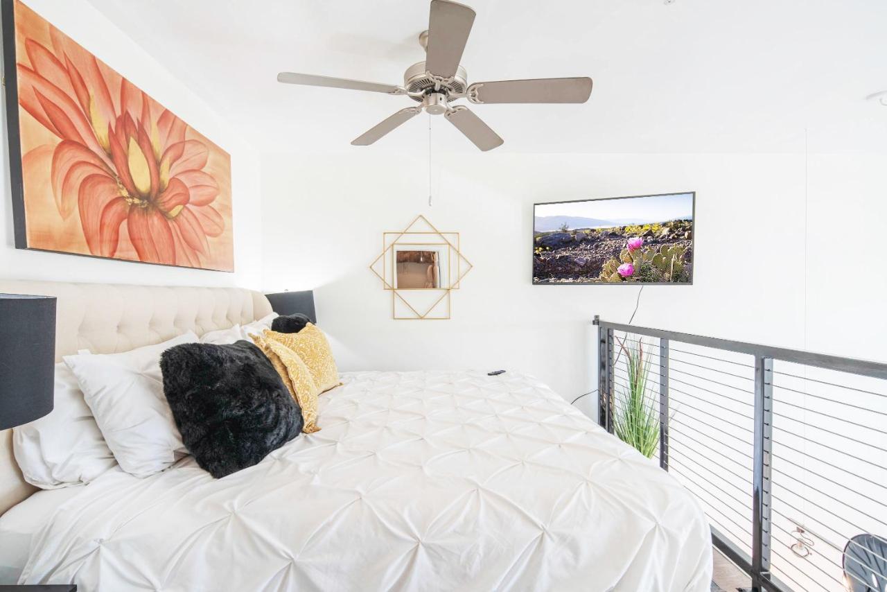 Apartment Loft With Views-king Beds-shop & Dine-1mi & Parking 4058 *