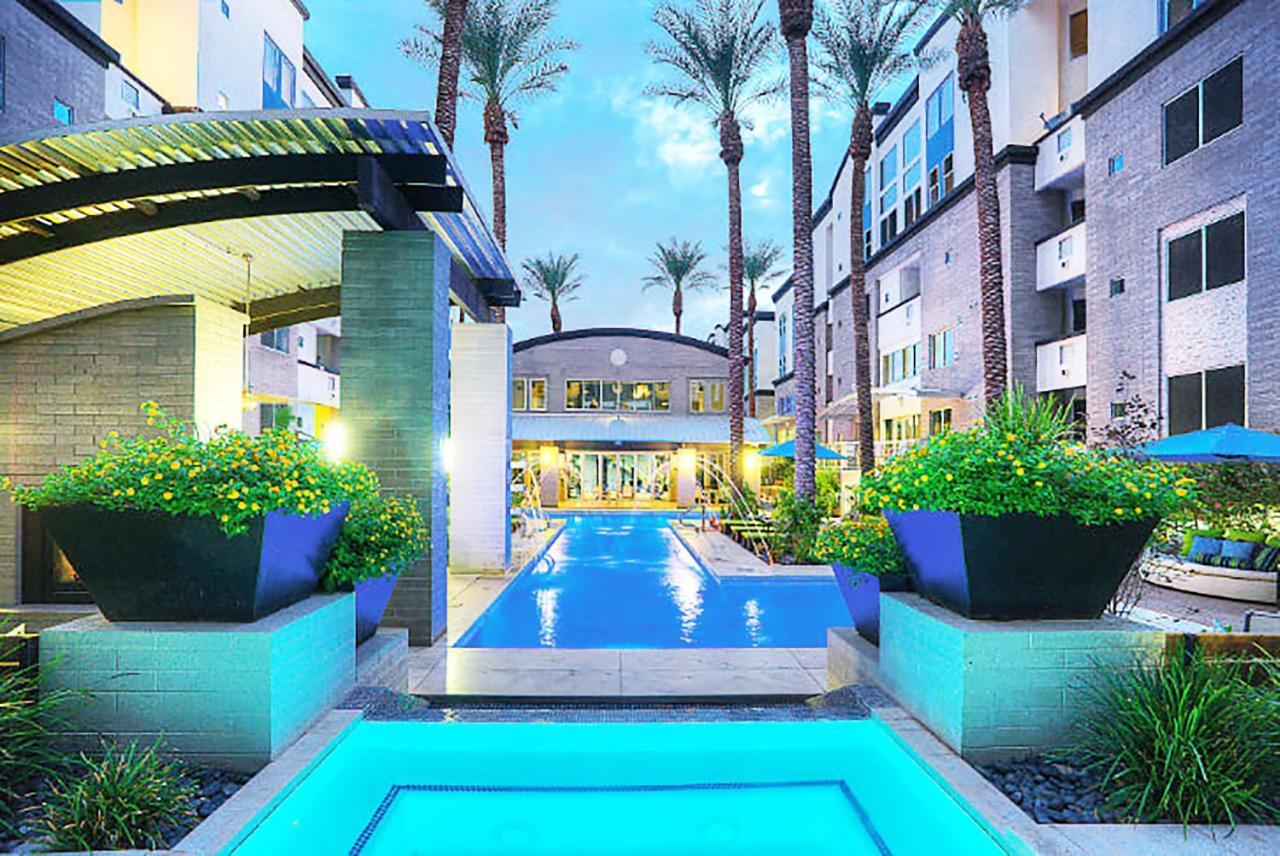 Loft With Views-king Beds-shop & Dine-1mi & Parking 4058 Apartment