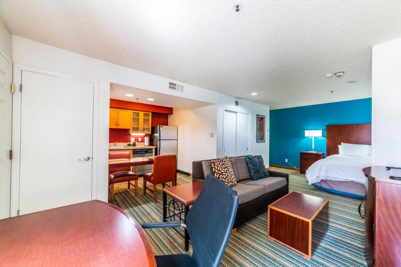 Metro Phx Queen Sleeps 4 Heated Pool * Phoenix