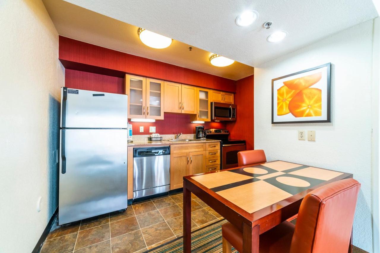 Metro Phx Queen Sleeps 4 Heated Pool *