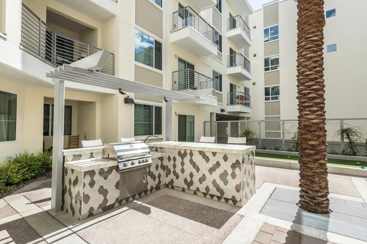 Cozysuites Paradise Under The Palm Trees! 12