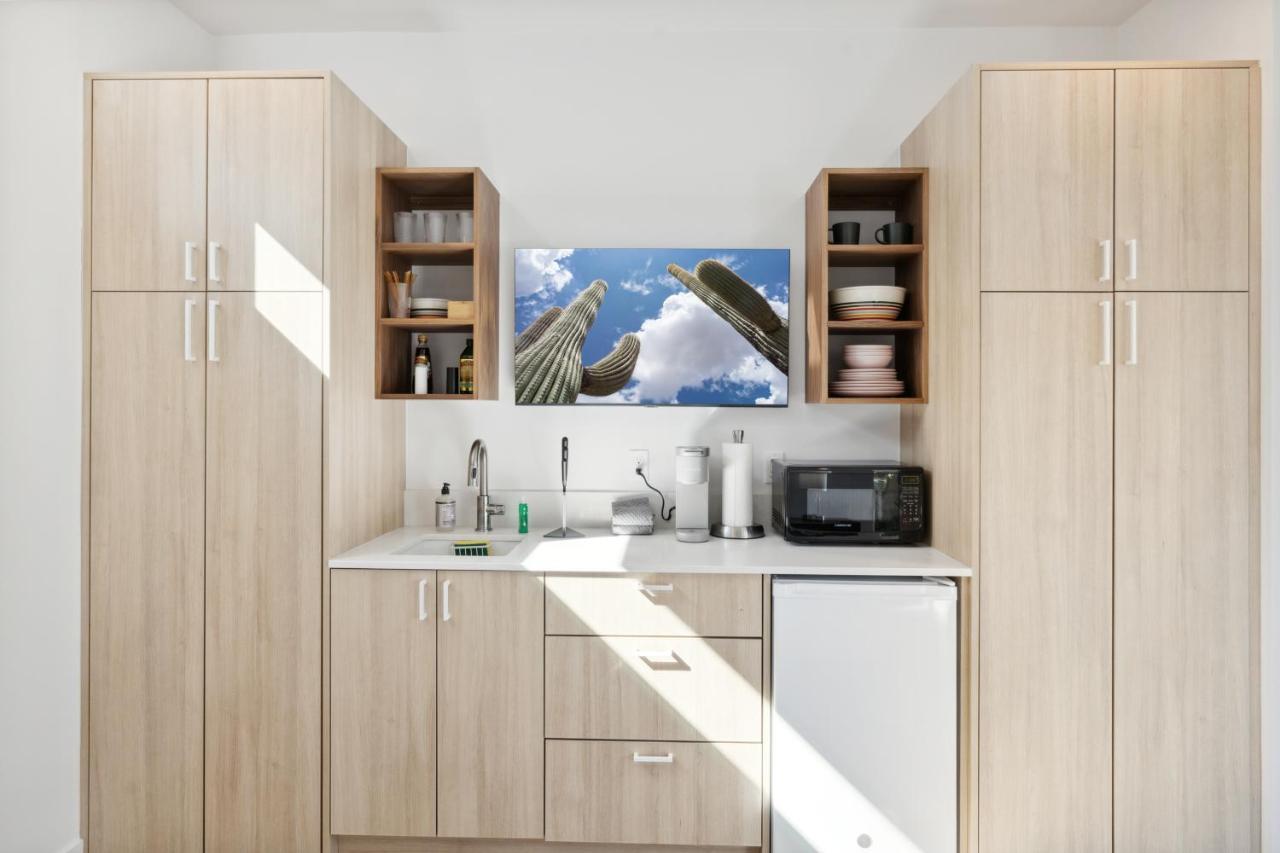 Apartment 4 Square