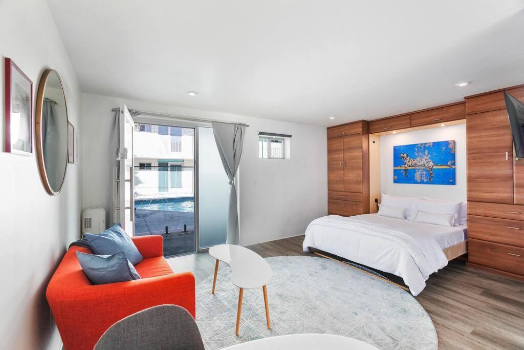 Apartamento Poolside In Dtph Location W/ Pool