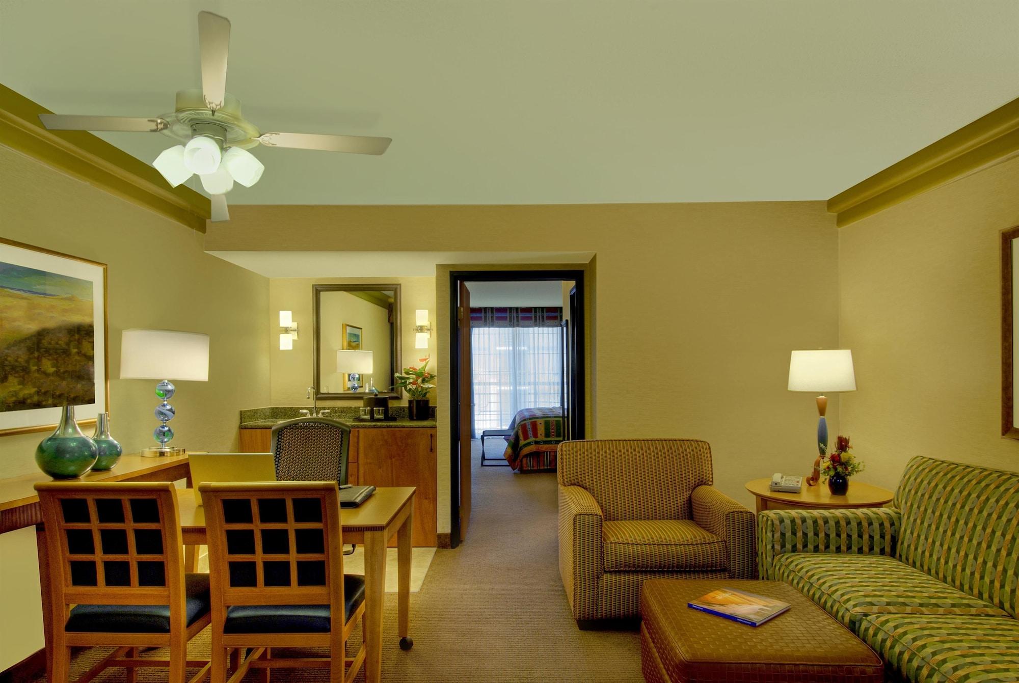 Hotel Embassy By Hilton Biltmore Phoenix