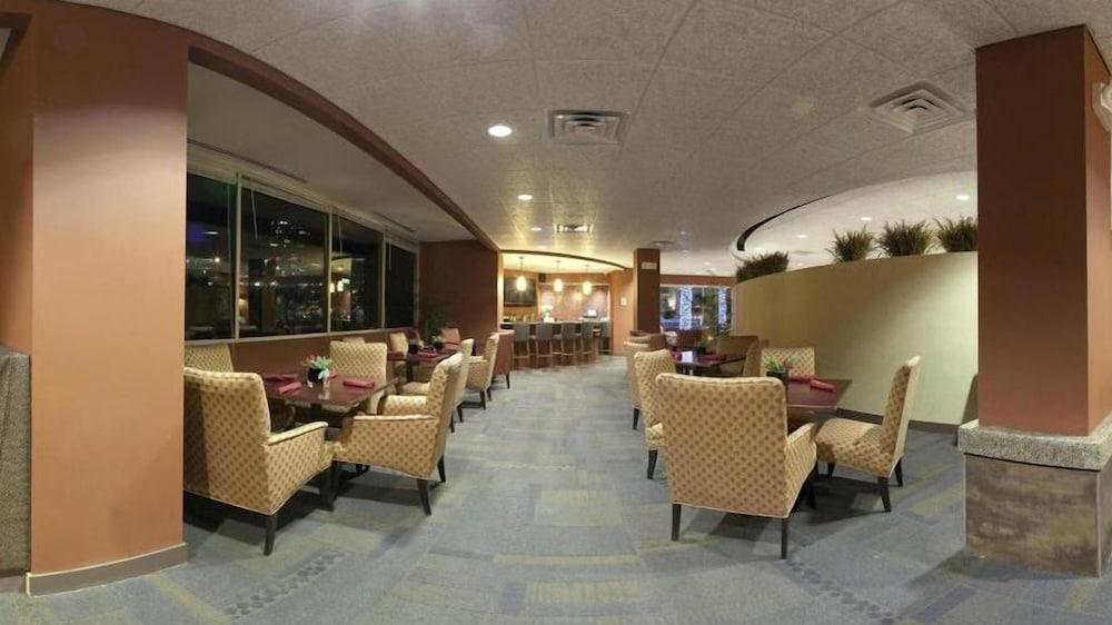 Express & - Midtown, An Ihg 3* Phoenix
