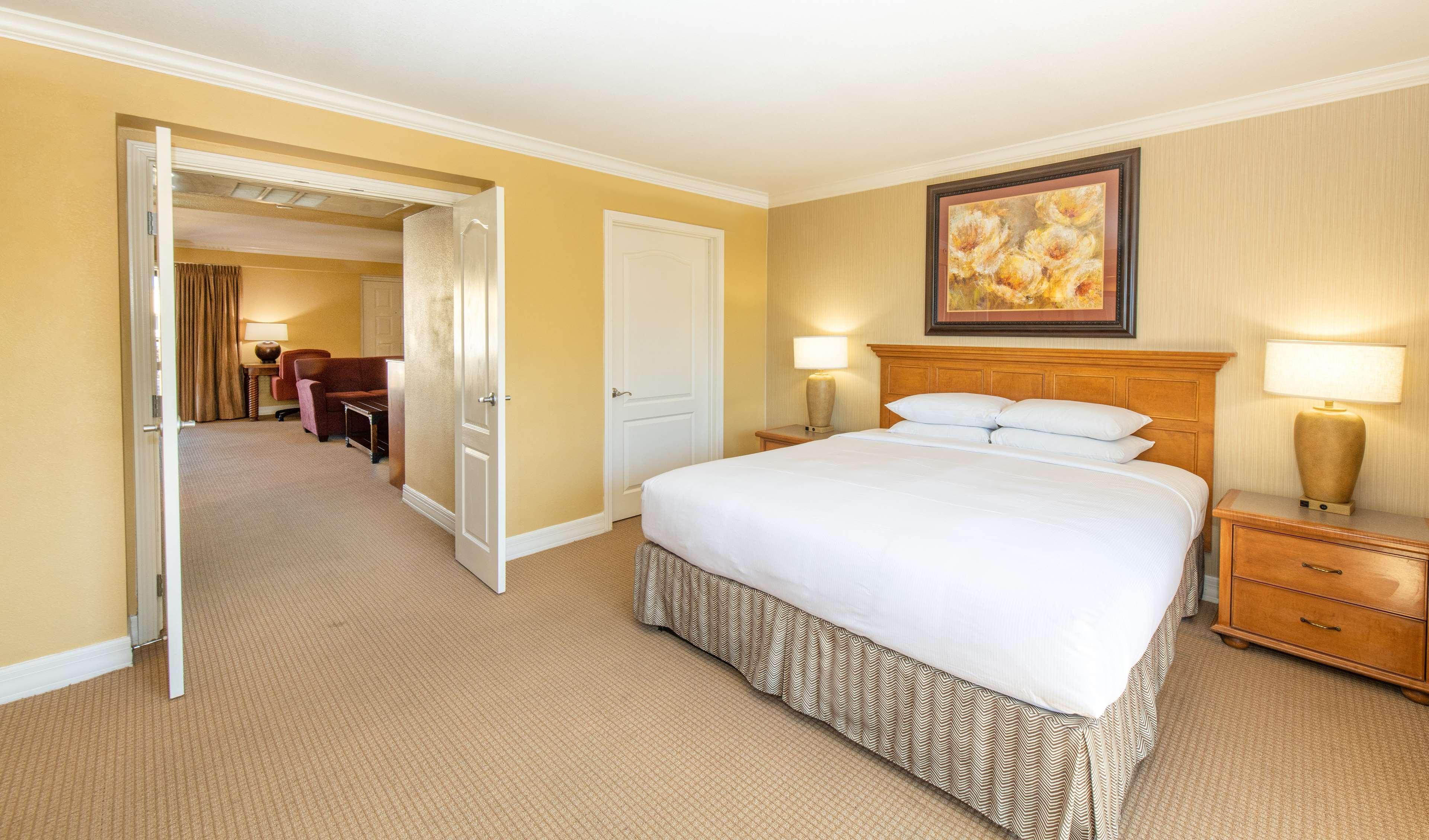 Hilton At The Peak Phoenix