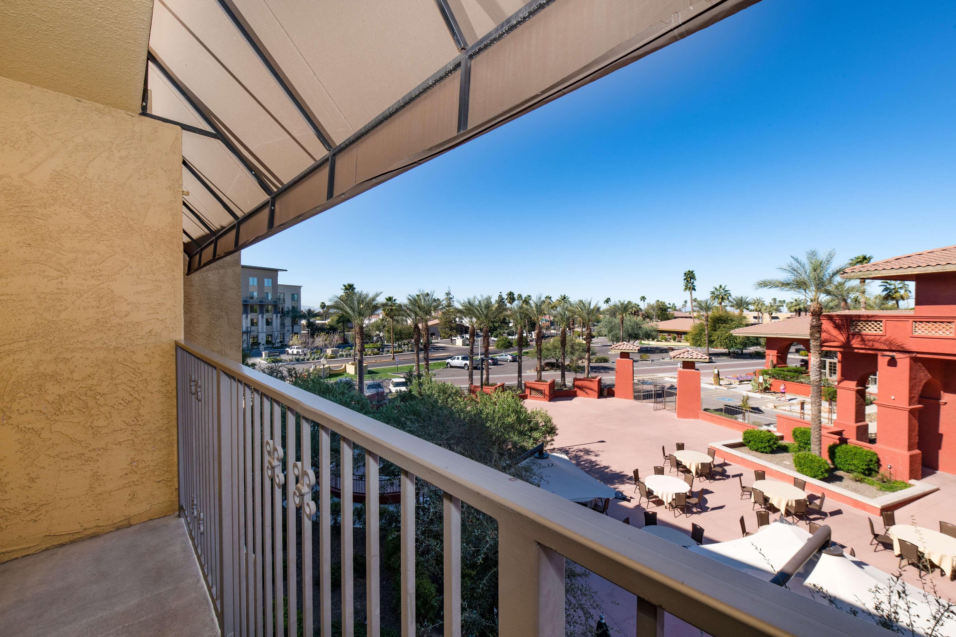 Hilton At The Peak 4*