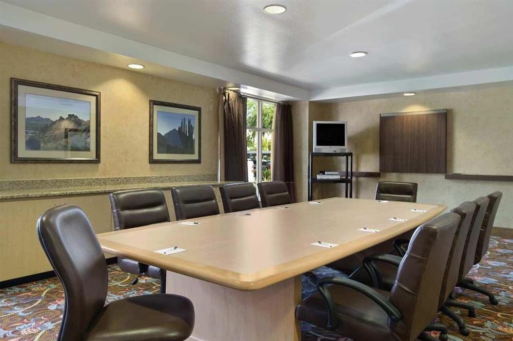 Mainstay North 3* Phoenix