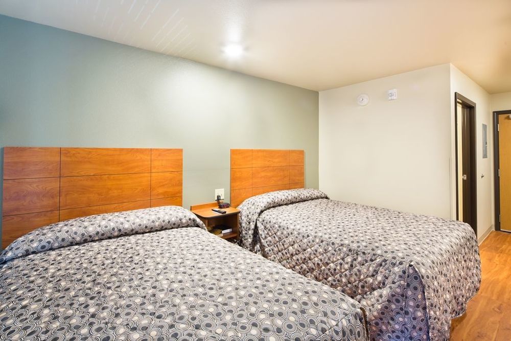 Extended America Select - - West Hotel