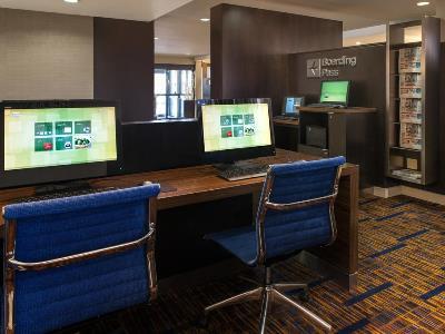 Courtyard By Marriott North Hotel