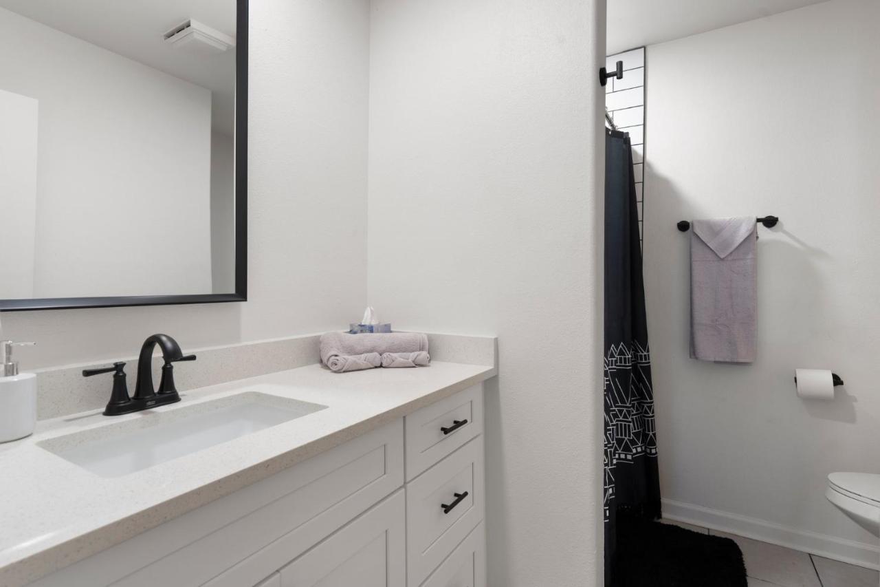 Aparthotel Avalon Suites *