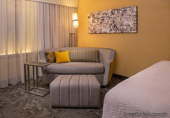 Courtyard By Marriott North Hotel Phoenix
