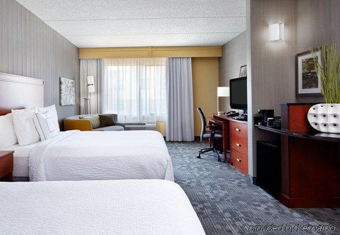Courtyard North / Happy Valley Hotel 3*