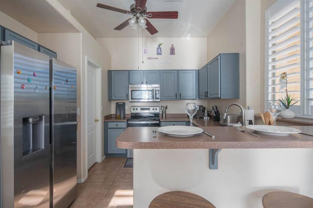 Tranquil Oasis: Experience Luxury Living! Holiday home