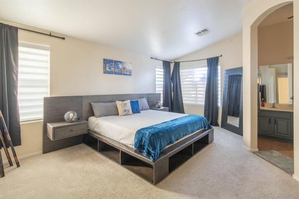 Tranquil Oasis: Experience Luxury Living! *