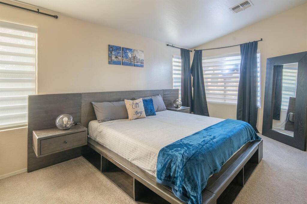 Holiday home Tranquil Oasis: Experience Luxury Living! *