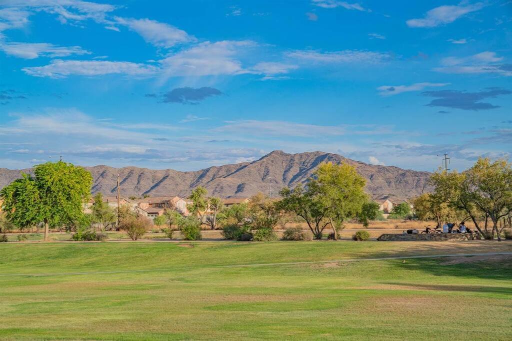 Tranquil Oasis: Experience Luxury Living! * Phoenix