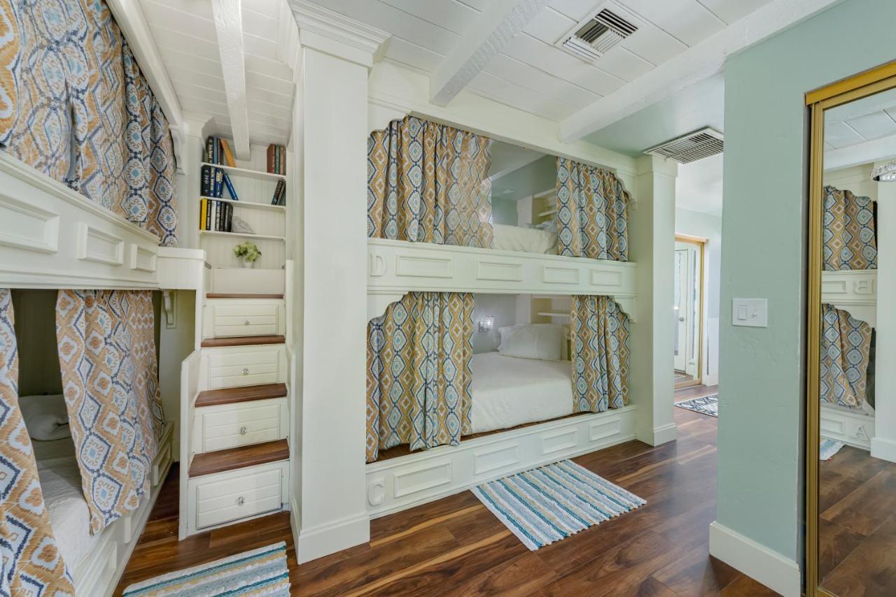 Smart Solution - Individual Private Bed-pods In Gorgeous Shared Space - Women Only Dorm In 5 - Coed House - Full-sized Mattresses In Individual Pods - With Built-in Private Storage - Gorgeous Shared - Affordable Luxury - Sparrow House