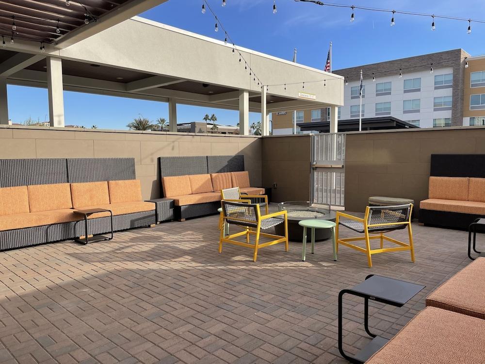 Hotel Home2 By Hilton Airport North, Az