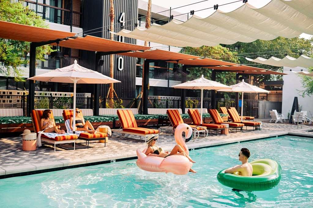 Hotel Rise Uptown 4*