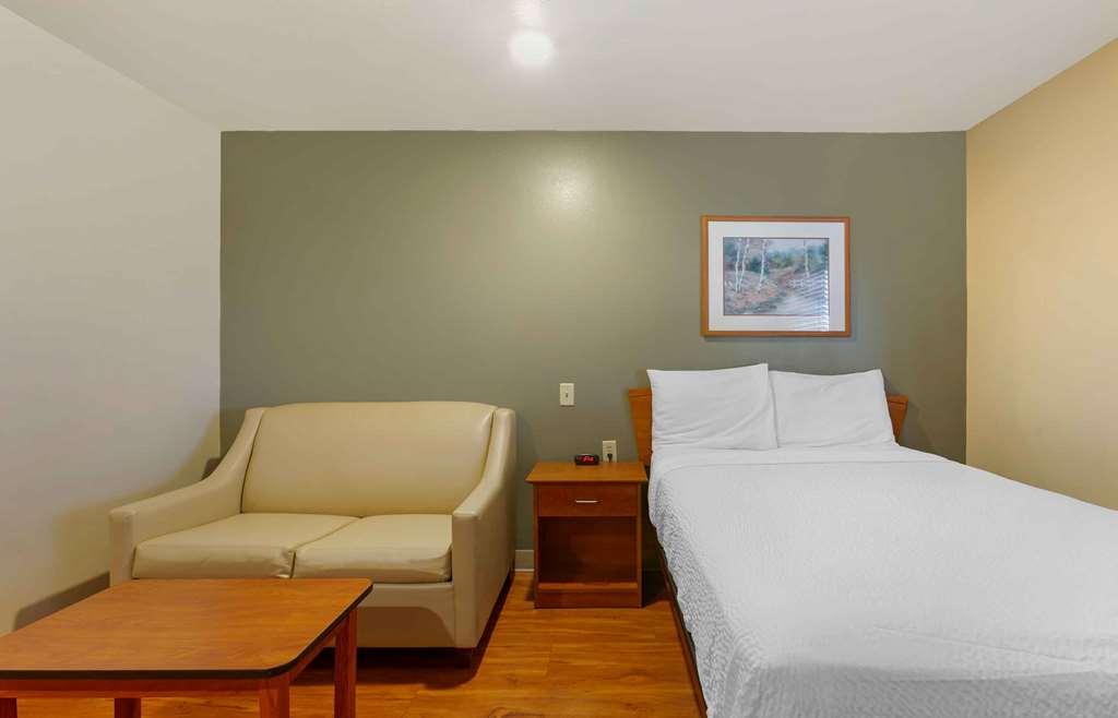 Extended America Select - - West Hotel