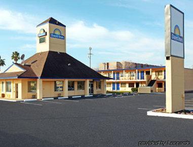 Rodeway North I-17 Hotel 2*